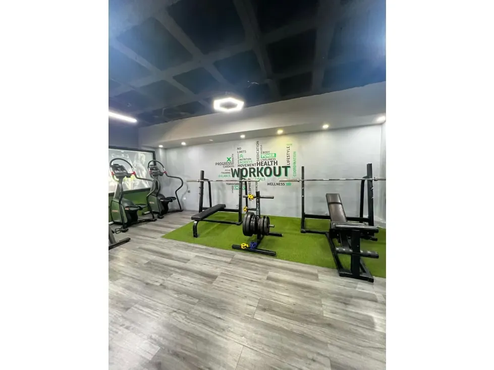Vendo fondo de comercio gimnasio 294m2 Los Chaguaramos 0721 - 8