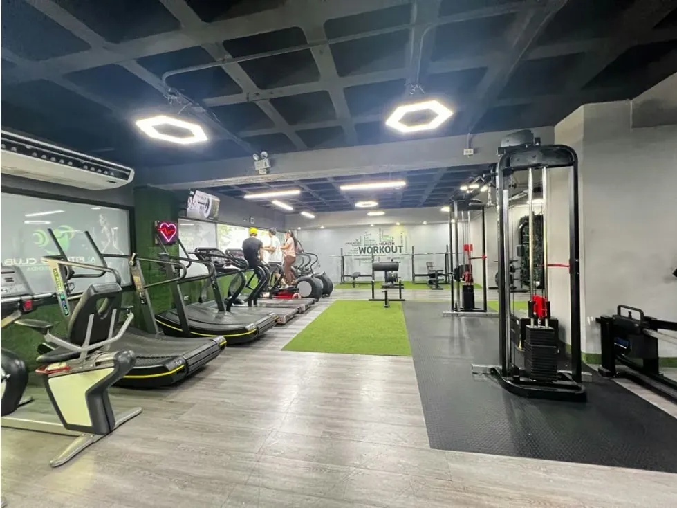 Vendo fondo de comercio gimnasio 294m2 Los Chaguaramos 0721 - 9
