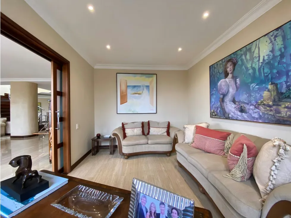 Se vende Apto 510m² 4h+s/7b/3p Los Samanes - 12