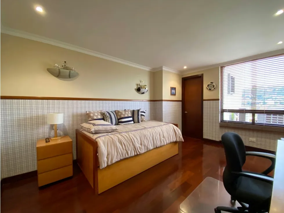 Se vende Apto 510m² 4h+s/7b/3p Los Samanes - 24