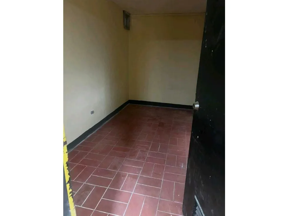 Alquilo anexo uso comercial 150m2 La Florida 5500 - 2