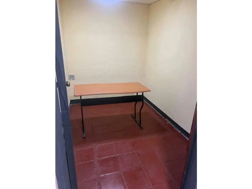 Alquilo anexo uso comercial 150m2 La Florida 5500 - 7