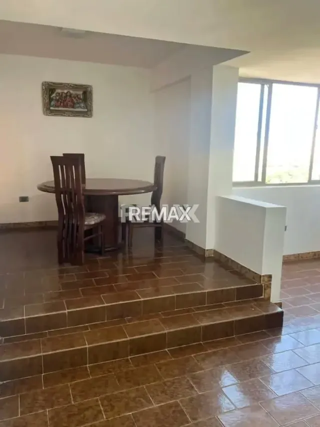 Apartamento en el Edificio Elorza, zona este. - 2