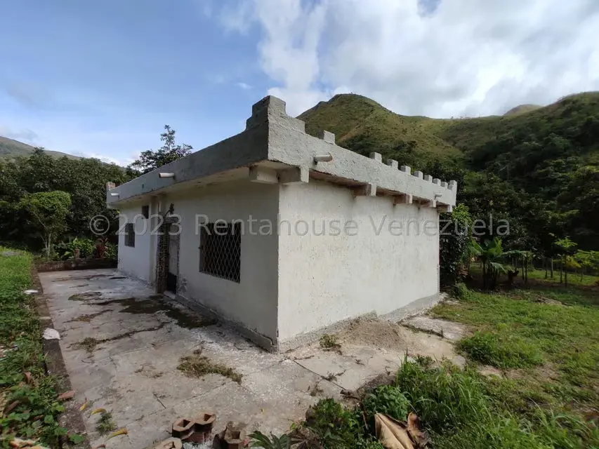 Casa (1 Nivel) en Venta en Asentamiento Campesino Santa Rosalia, Aragua - 2