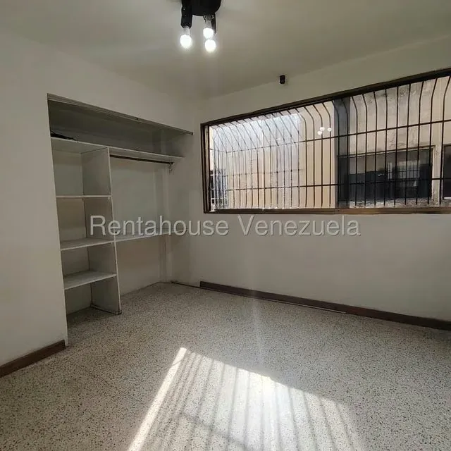 Apartamento (1 Nivel) en Venta en El Paraiso, Distrito Metropolitano - 12