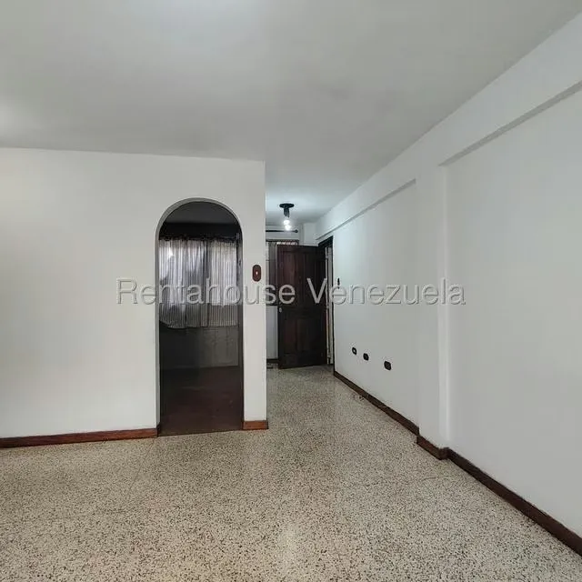 Apartamento (1 Nivel) en Venta en El Paraiso, Distrito Metropolitano - 5