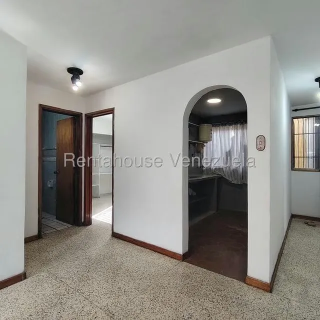 Apartamento (1 Nivel) en Venta en El Paraiso, Distrito Metropolitano - 6