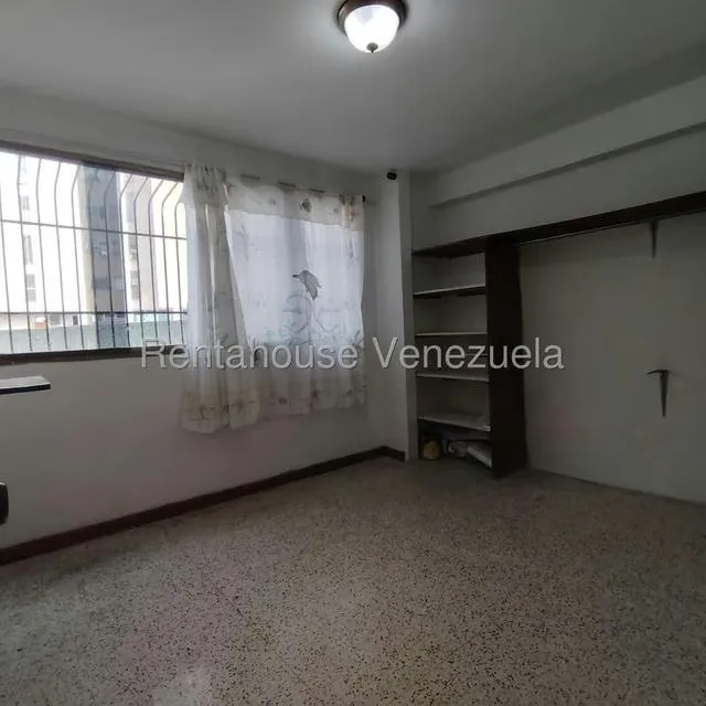 Apartamento (1 Nivel) en Venta en El Paraiso, Distrito Metropolitano - 9