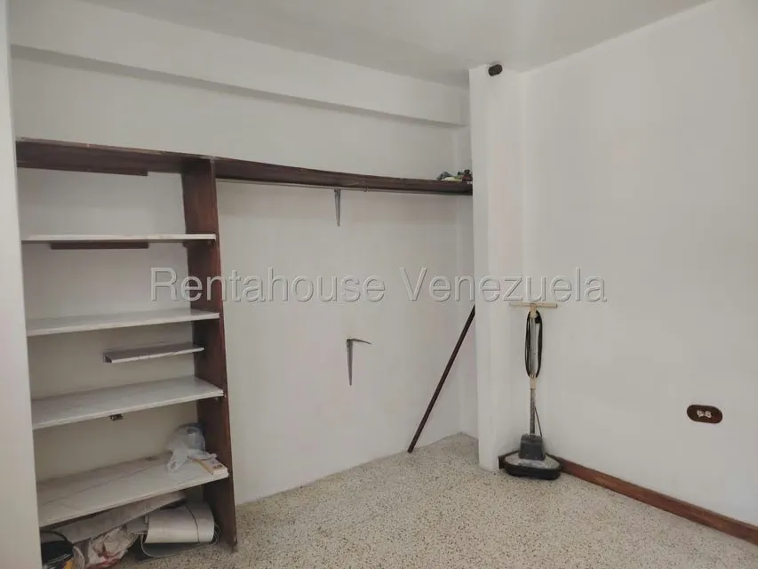 Apartamento (1 Nivel) en Venta en El Paraiso, Distrito Metropolitano - 10