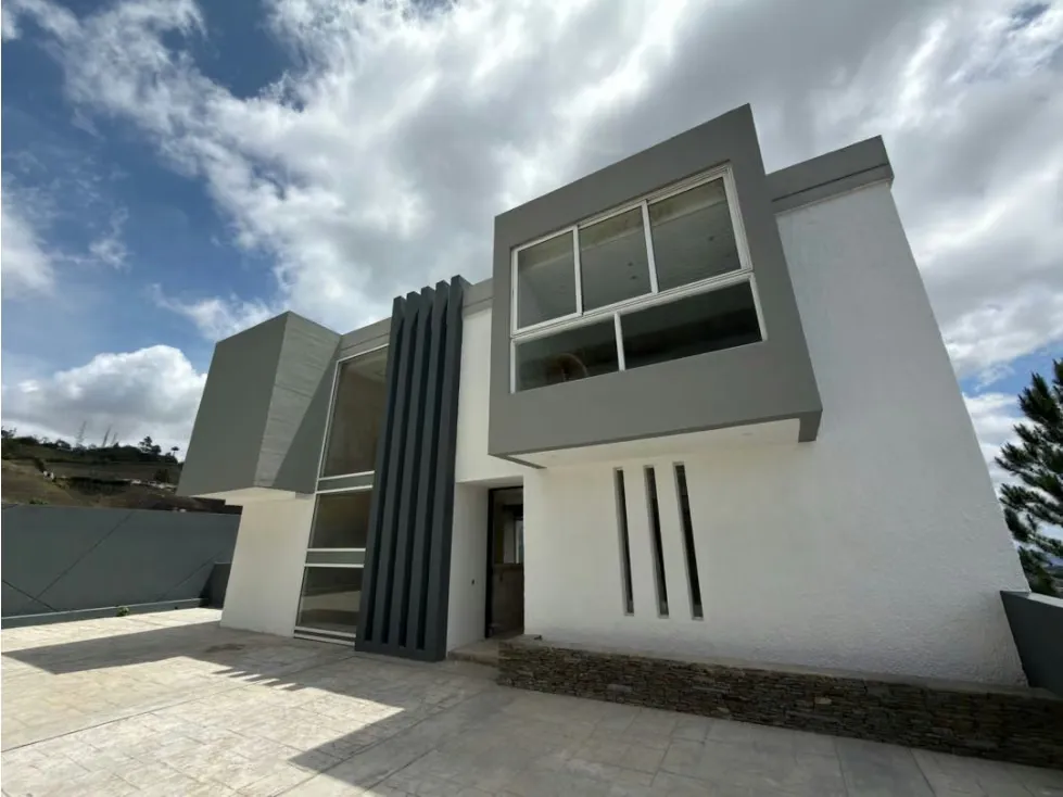 MEG-Venta de Townhouse en Altos de Los Guayabitos 5H/3B/3P