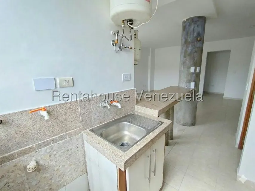 Apartamento (1 Nivel) en Alquiler en Prebo I, Carabobo - 22