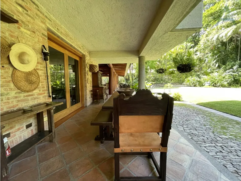 Se vende casa 2200m² 4h+s/4b+s/13e Country club - 8