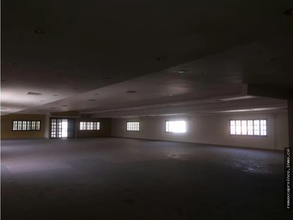 Joya Comercial en Venta: Local en Mañongo TCL L 10031549 - 11
