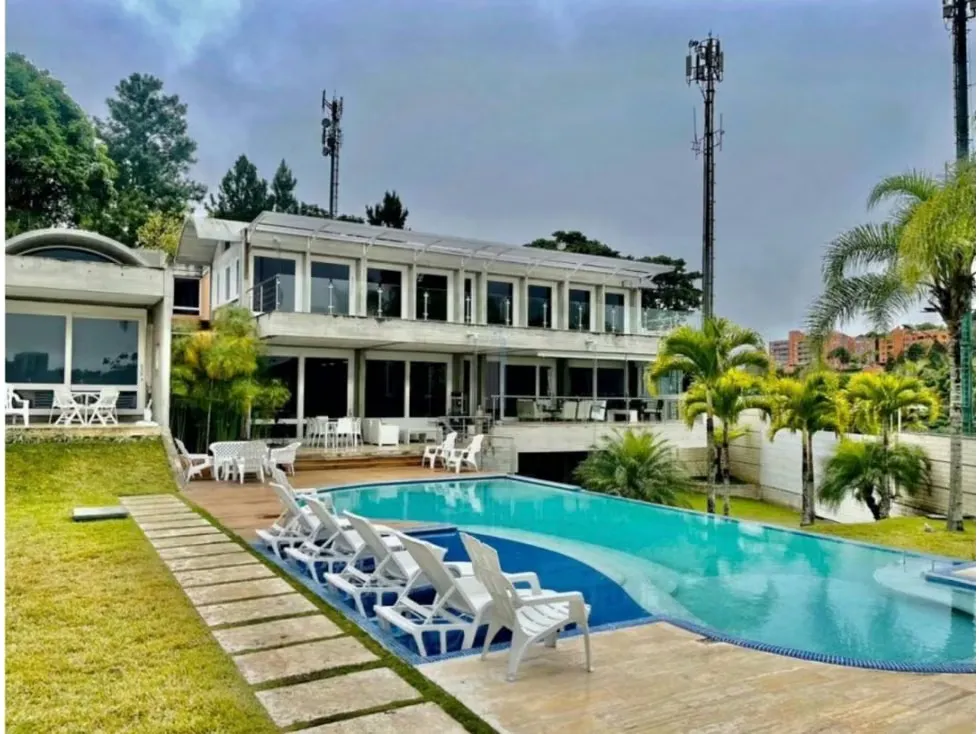 Se vende casa 1253m2 La Lagunita 2272 - 31
