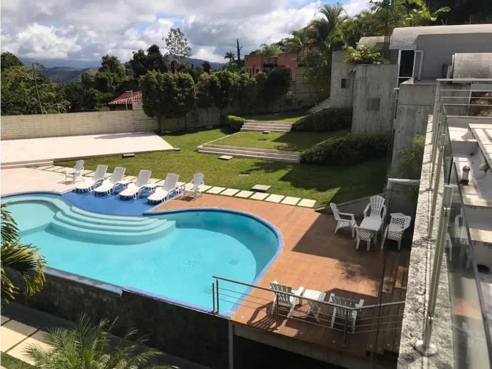 Se vende casa 1253m2 La Lagunita 2272 - 8