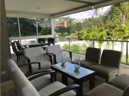 View 10