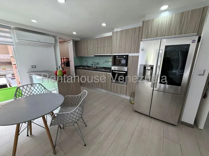 Apartamento (1 Nivel) en Venta en Lomas del Sol, Distrito Metropolitano - 4