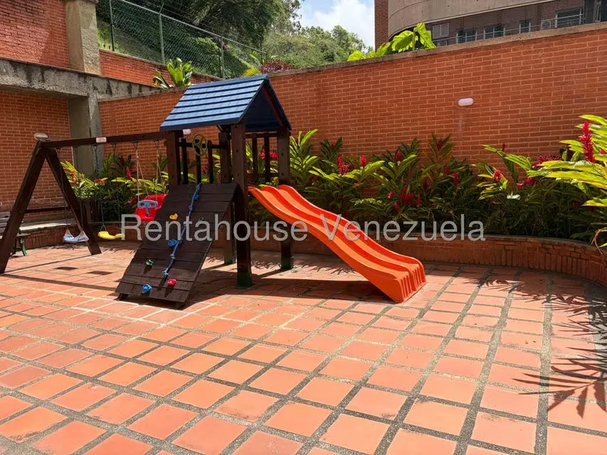 Apartamento (1 Nivel) en Venta en Lomas del Sol, Distrito Metropolitano - 9