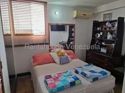 Vista 44