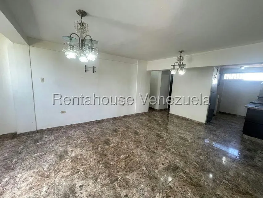 Apartamento (1 Nivel) en Venta en Avenida Libertador, Lara - 6