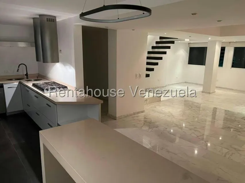 Apartamento (Duplex) en Venta en Los Naranjos del Cafetal, Distrito Metropolitano - 20