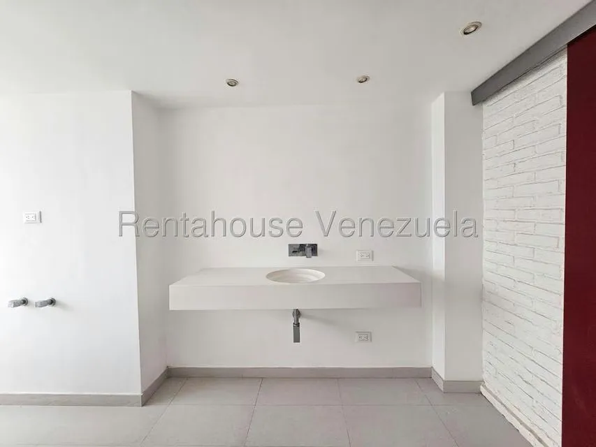 Apartamento (Duplex) en Venta en Los Naranjos del Cafetal, Distrito Metropolitano - 33
