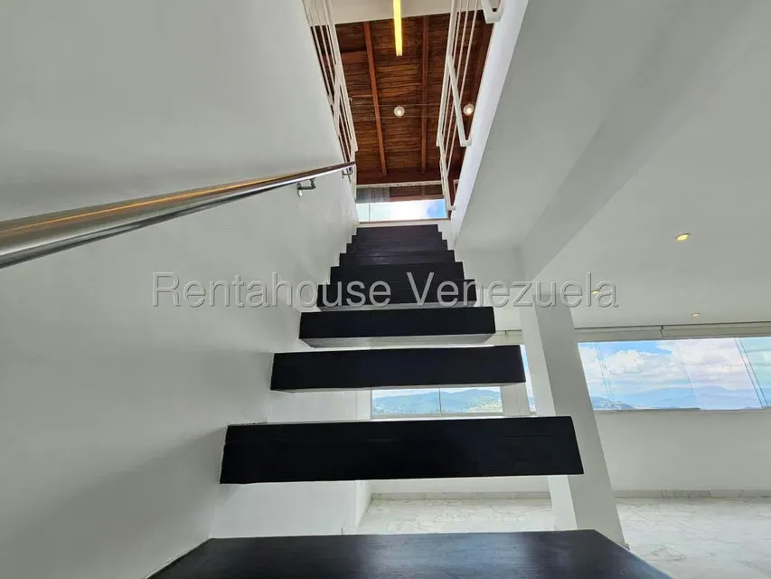 Apartamento (Duplex) en Venta en Los Naranjos del Cafetal, Distrito Metropolitano - 41