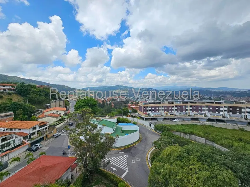 Apartamento (Duplex) en Venta en Los Naranjos del Cafetal, Distrito Metropolitano - 46