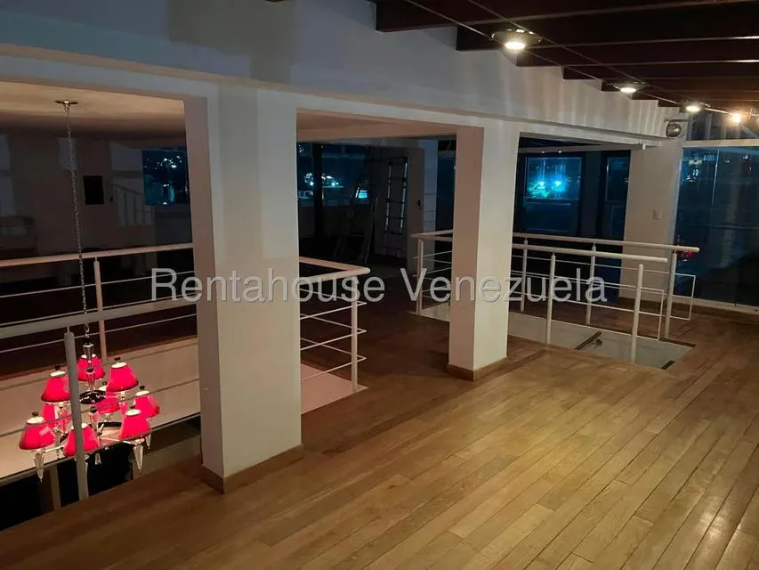 Apartamento (Duplex) en Venta en Los Naranjos del Cafetal, Distrito Metropolitano - 48