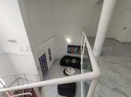 View 16