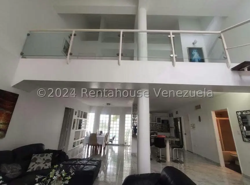 Casa (Duplex) en Venta en Pampatar, Nueva Esparta - 2