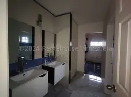 View 24