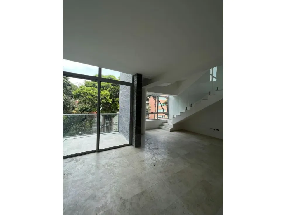 Apartamento triplex de 388m2 en venta en los Naranjos de las Mercedes - 2