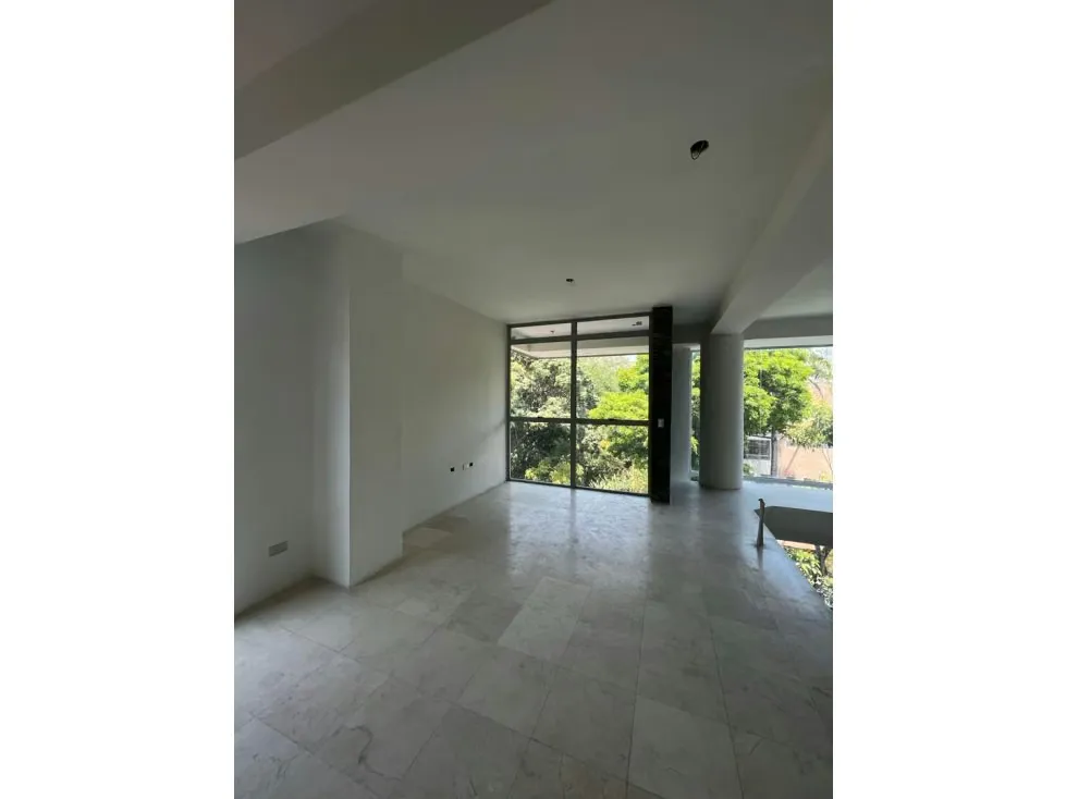 Apartamento triplex de 388m2 en venta en los Naranjos de las Mercedes - 3