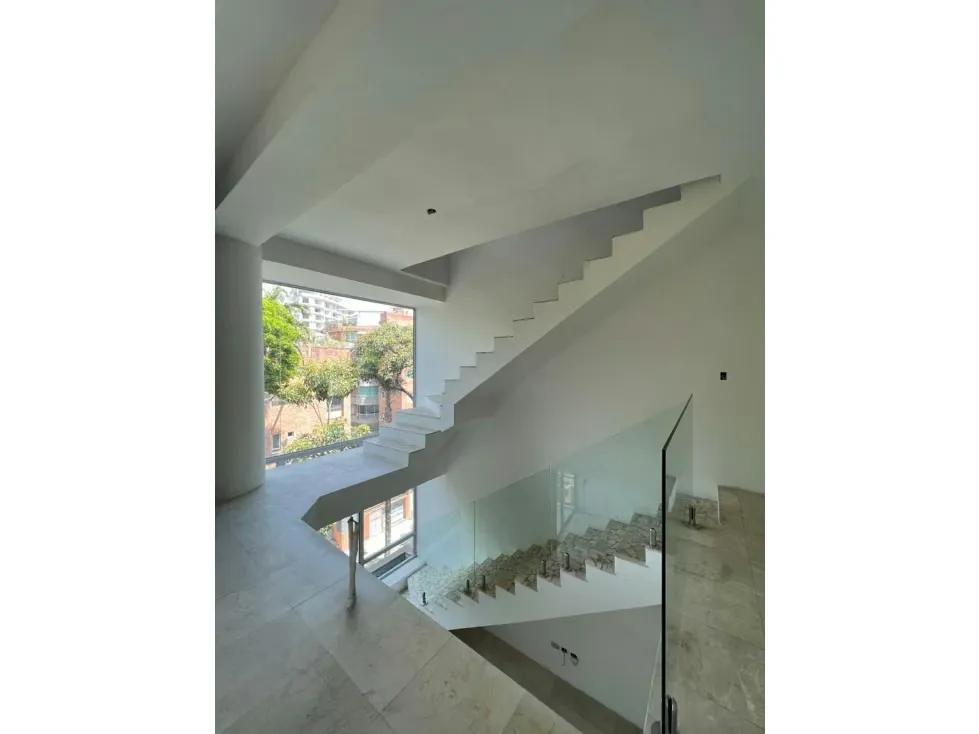 Apartamento triplex de 388m2 en venta en los Naranjos de las Mercedes - 4