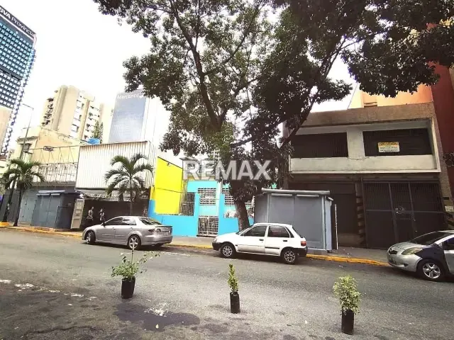 LOCAL COMERCIAL EN VENTA EN LA CANDELARIA, CARACAS - 2