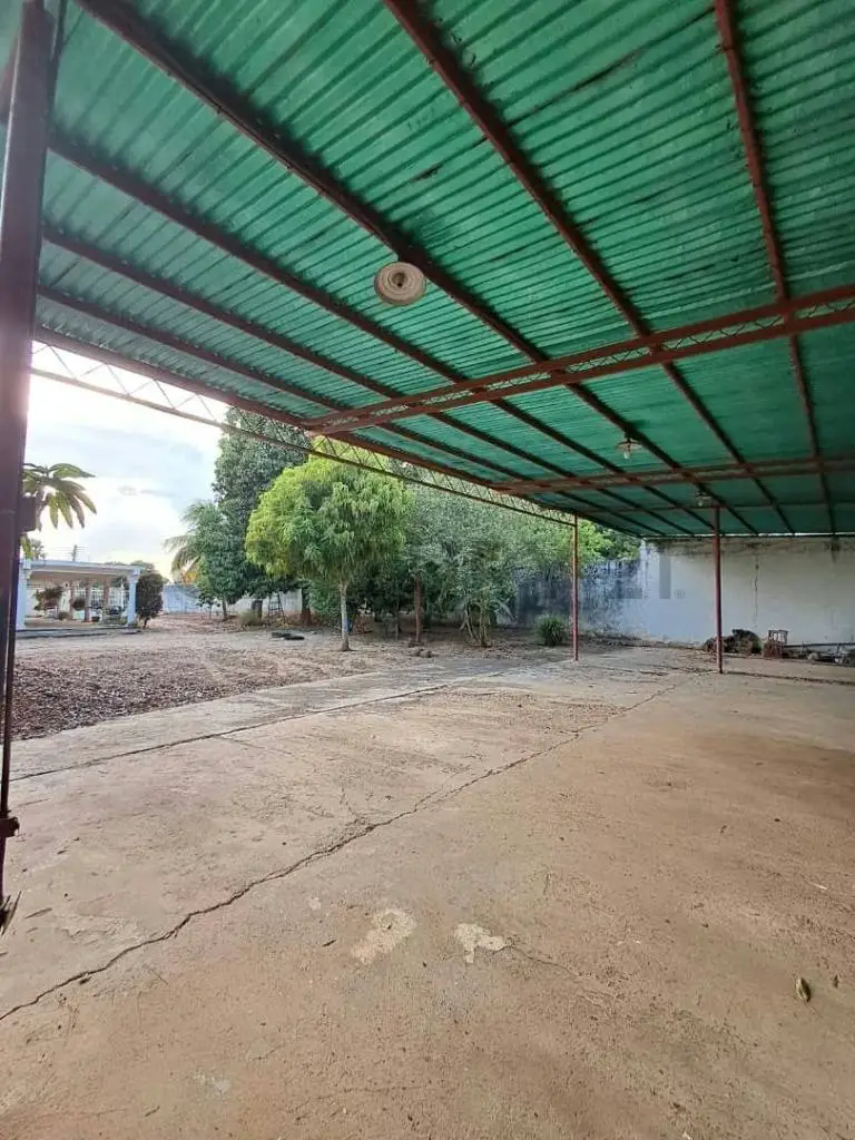 amplio terreno con galpones en Alquiler en la Florida 2 Anaco