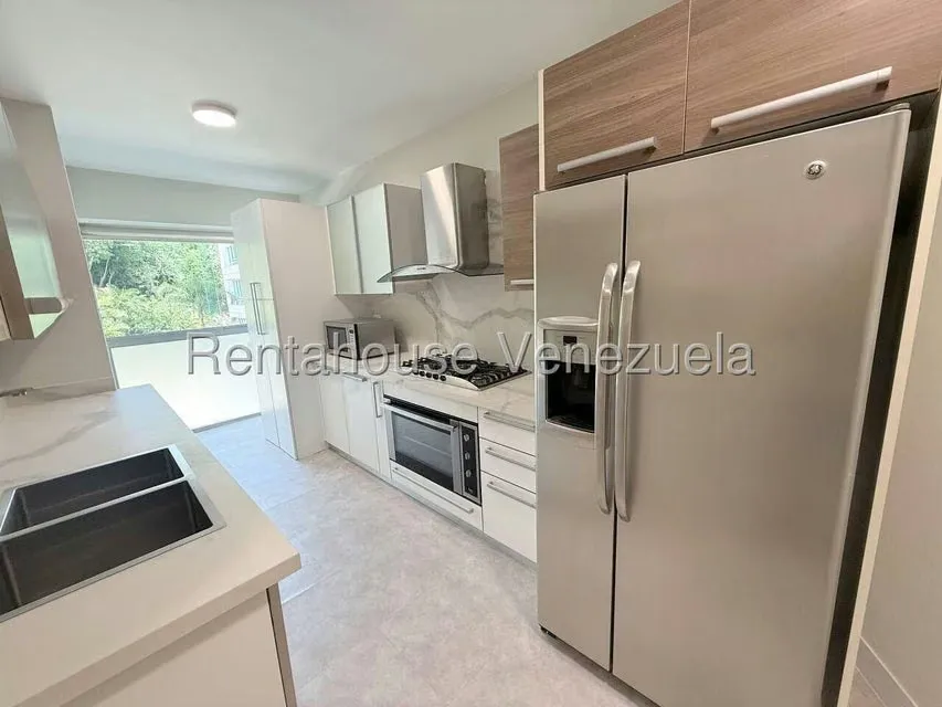 Apartamento (1 Nivel) en Alquiler en Lomas de Las Mercedes, Distrito Metropolitano - 11