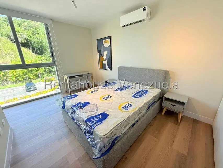 Apartamento (1 Nivel) en Alquiler en Lomas de Las Mercedes, Distrito Metropolitano - 23