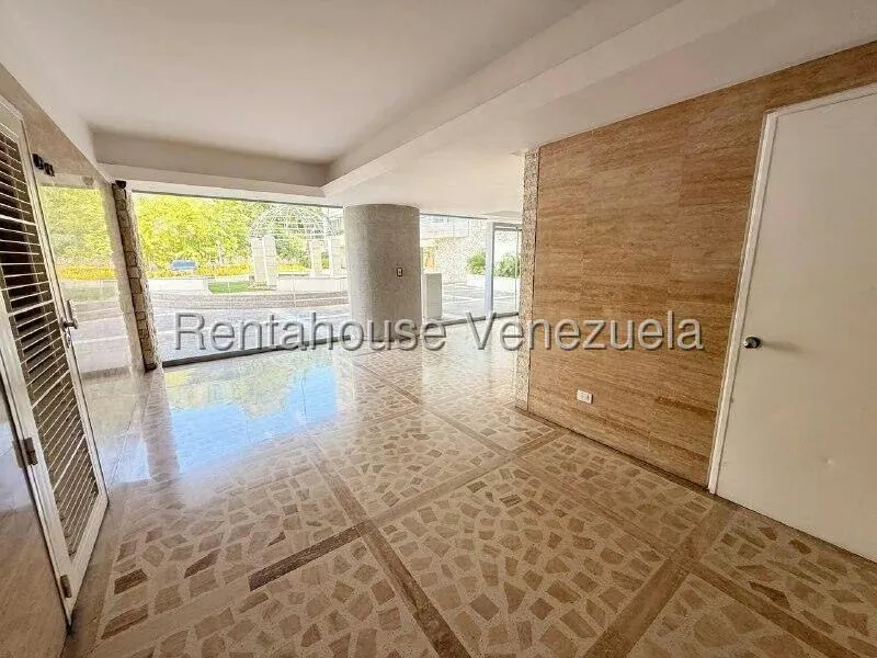 Apartamento (1 Nivel) en Alquiler en Lomas de Las Mercedes, Distrito Metropolitano - 29