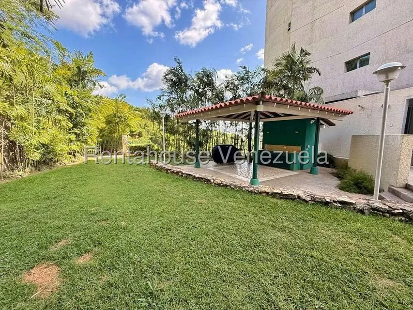 Apartamento (1 Nivel) en Alquiler en Lomas de Las Mercedes, Distrito Metropolitano - 30