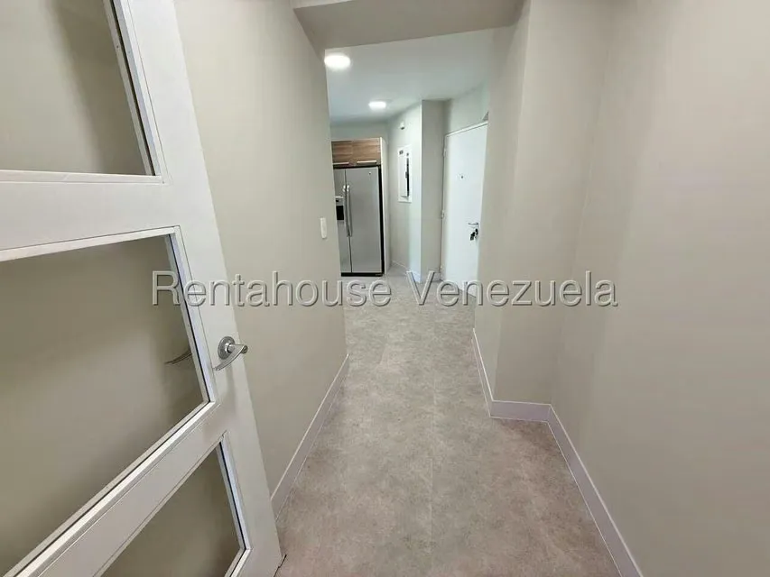 Apartamento (1 Nivel) en Alquiler en Lomas de Las Mercedes, Distrito Metropolitano - 10