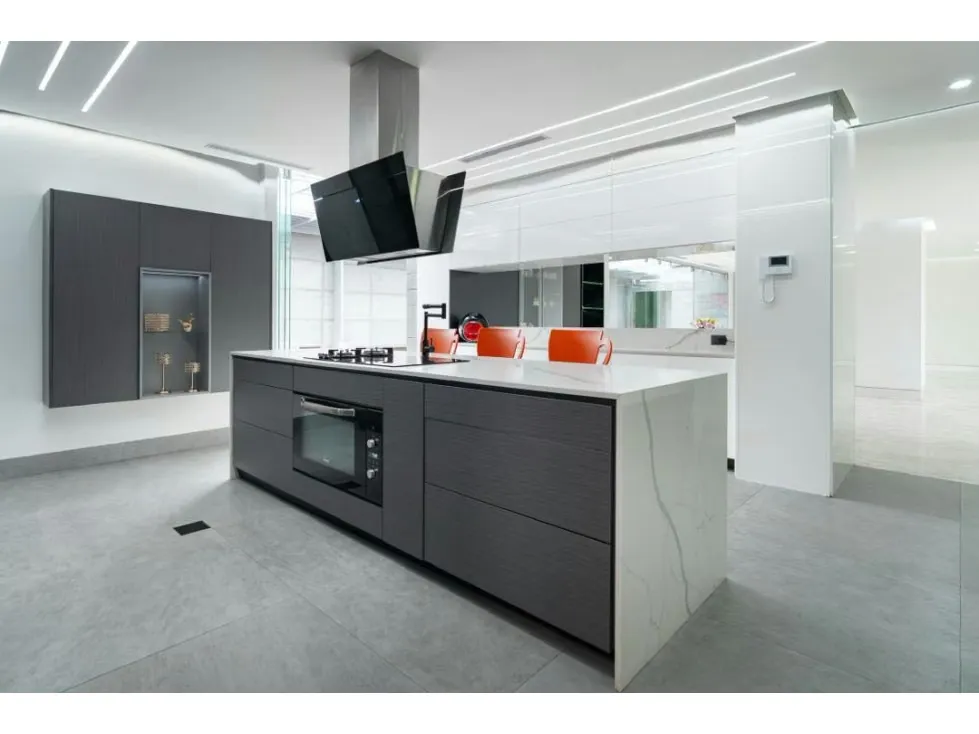 Se vende PB 800m2 3H+S/6B+S/5P La Castellana - 9