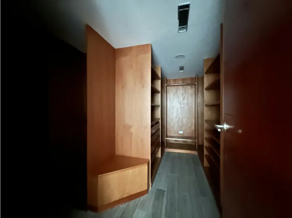 Se vende apto 360m2/4h+s/5b+s/4p Los Chorros/1774 - 13