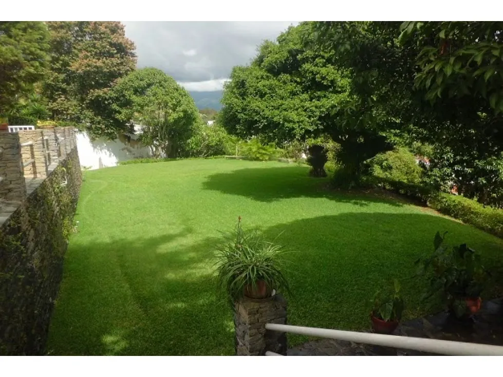 Se vende casa 900m2 Cumbres de Curumo 2589 - 24