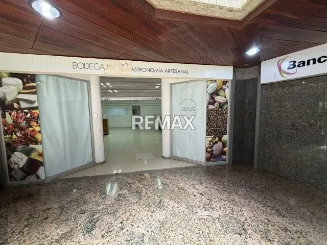 Alquiler de local Centro Comercial 76,50m2 en Terrazas de la Lagunita