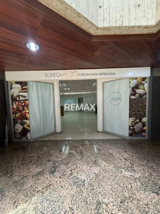 Alquiler de local Centro Comercial 76,50m2 en Terrazas de la Lagunita - 2