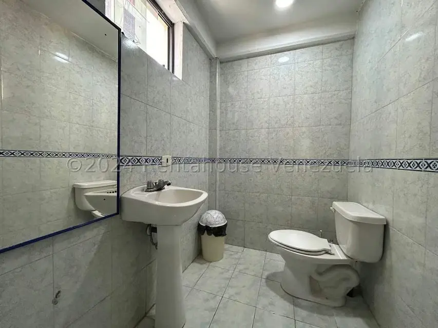 Edificio en Venta en Centro, Lara - 27