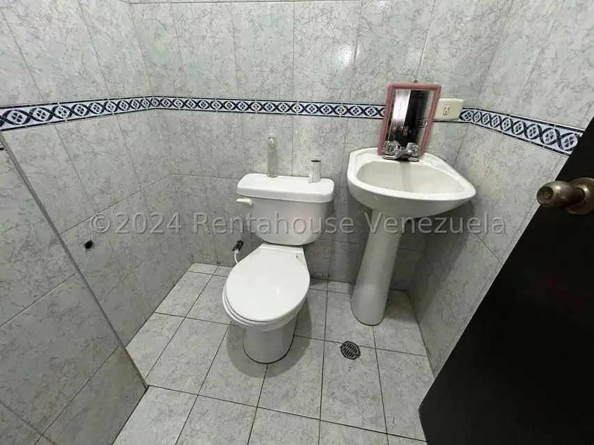 Edificio en Venta en Centro, Lara - 34