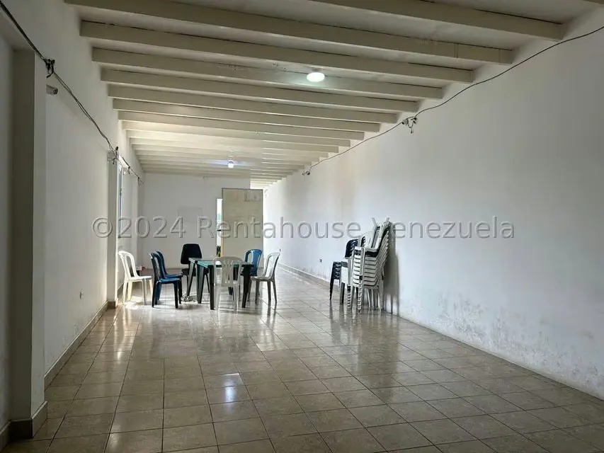 Edificio en Venta en Centro, Lara - 42